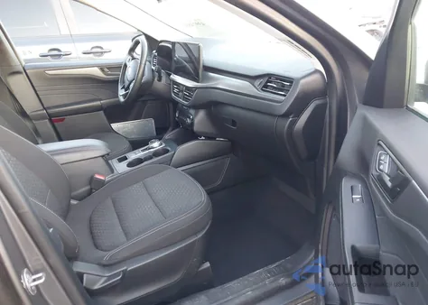 2023 Ford Escape Active z USA, uszkodzony, nr VIN 1FMCU9GN1PUA33255